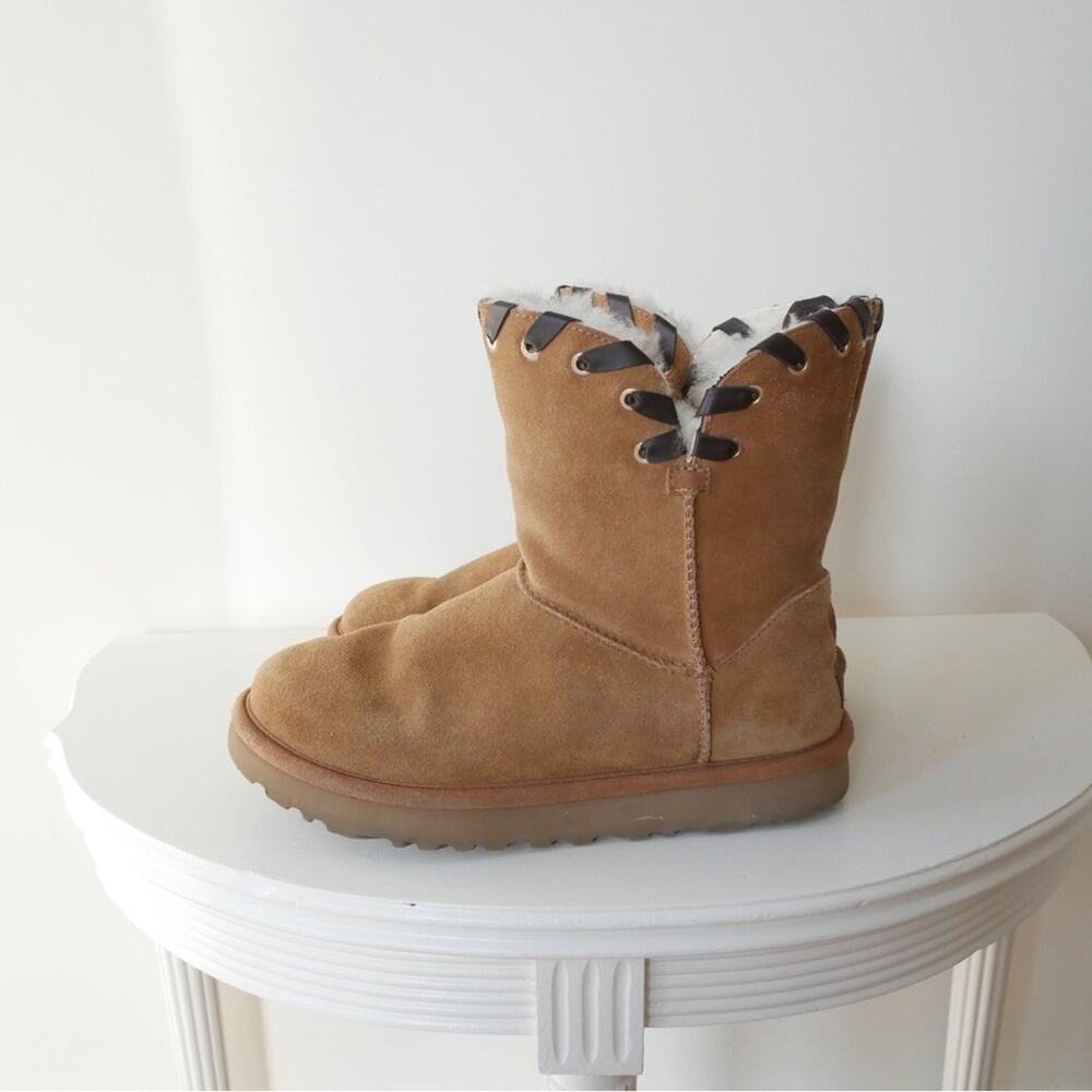 UGG Aidah Suede Whipstitch Detail Boots in US Women's 7 Chestnut Brown - Picture 6 of 10